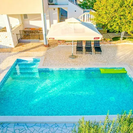 Dinko With Pool * Pridraga