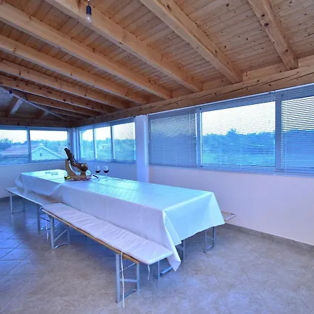 Dinko With Pool Pridraga